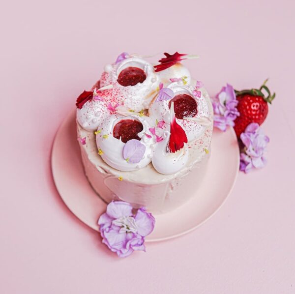Strawberry Shortie | Mini Cake